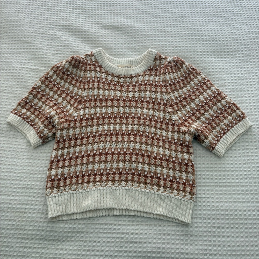 Brown and Cream Short Sleeve Sweater